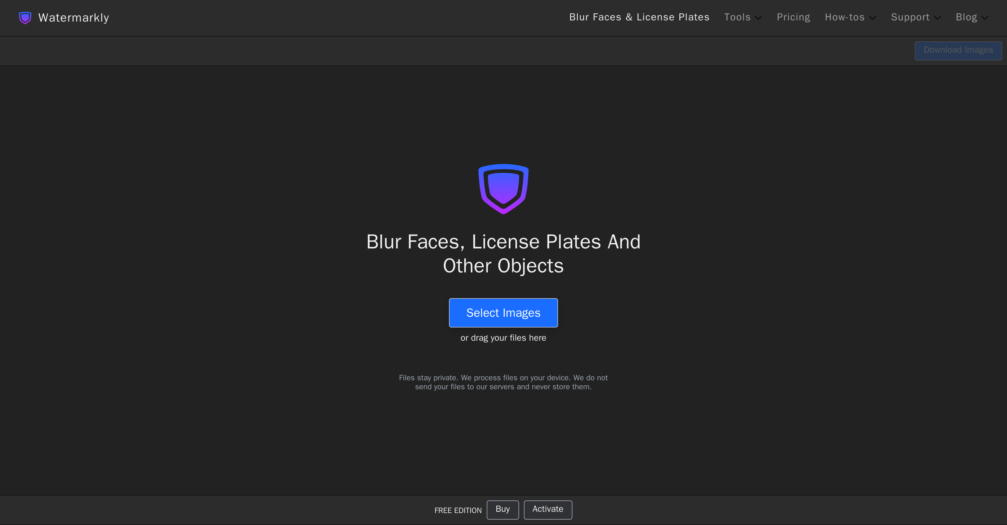 Watermarkly - Screenshot showing the interface and features of this AI tool